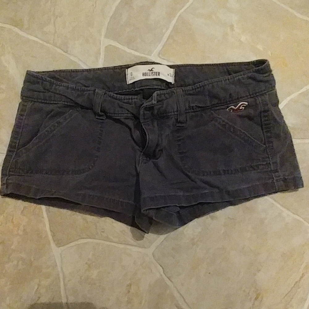 Hollister shorts size 0